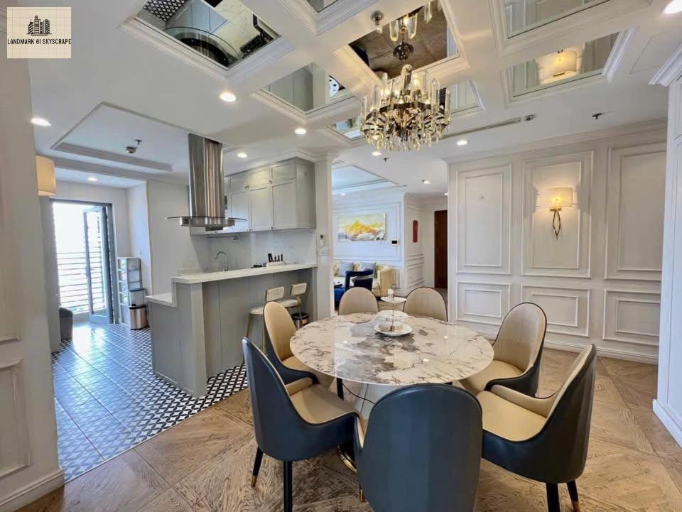 Landmark 81 Skyscrape Luxury Romantic Apartment Ho Chi Minh City
