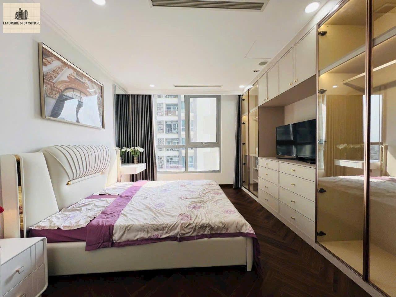 Landmark 81 Skyscrape Luxury Romantic * Ho Chi Minh City